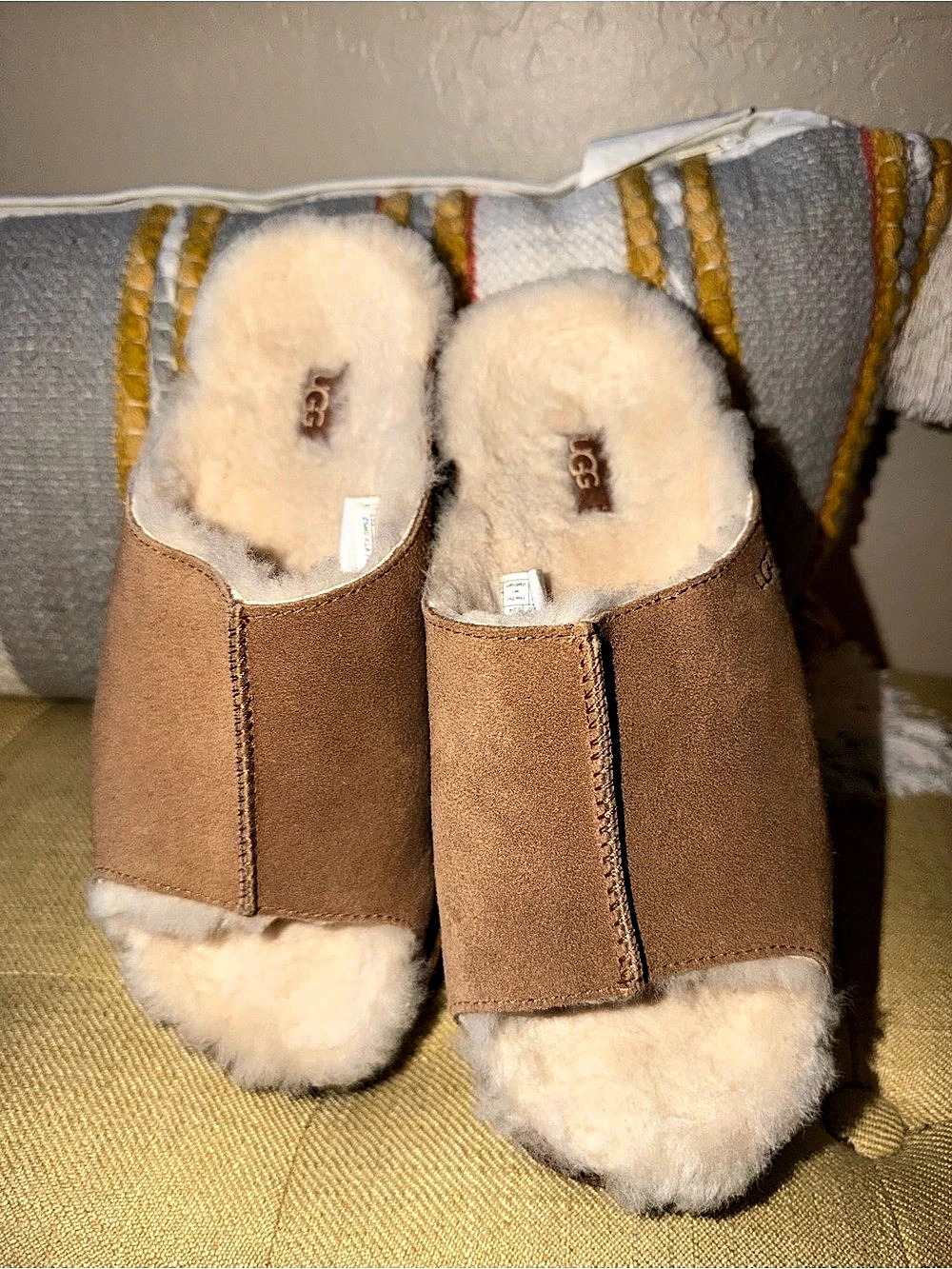 UGG Slides
